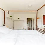 Lake View Chalet
